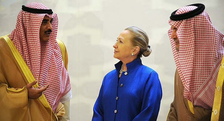 Saudi Foreign Minister Prince Saud Al-Faisal (R), US Secretary of State Hillary Clinton and Kuwaiti Foreign Minister Sheikh Sabah Khaled al-Hamad Al-Sabah speak prior to their group photo with other Gulf counetrparts during their meeting in the Saudi capital of Riyadh, on March 31, 2012